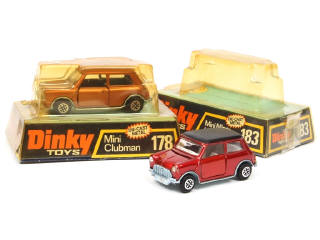 Lot 409 - DINKY TOYS (GB) (2)