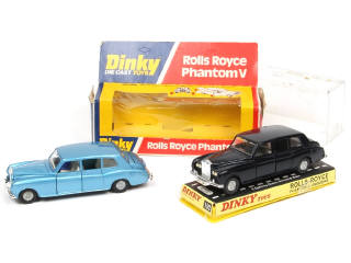 Lot 404 - DINKY TOYS (GB) (2)