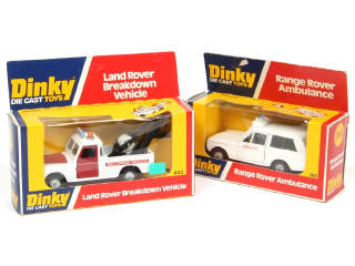 Lot 407 - DINKY TOYS (GB) (2)