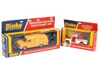 Lot 408 - DINKY TOYS (GB) (2)