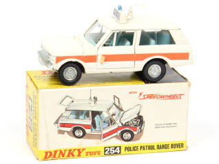 Lot 385 - DINKY TOYS (GB) (1)