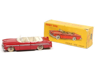 Lot 457 - DINKY TOYS (FRANCE) (1)