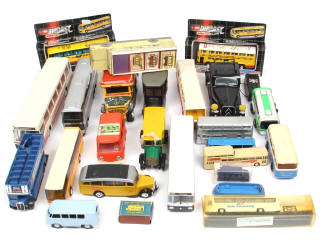 Lot 302 - DIVERS (26)