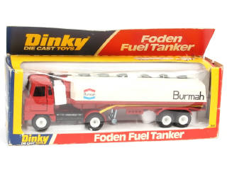 Lot 448 - DINKY TOYS (GB) (1)