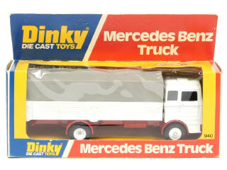 Lot 449 - DINKY TOYS (GB) (1)
