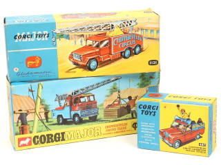 Lot 396 - CORGI TOYS (GB) (3)