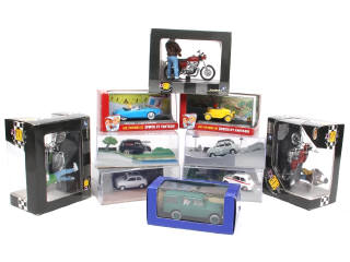 Lot 303 - DIVERS (10)