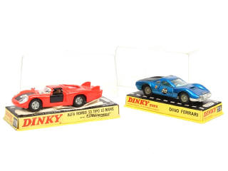 Lot 478 - DINKY TOYS (GB) (2)