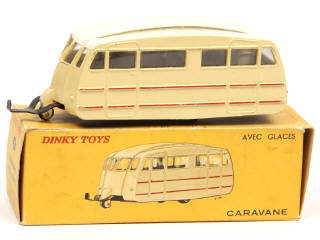 Lot 458 - DINKY TOYS (FRANCE) (1)