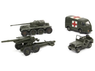Lot 471 - DINKY TOYS (FRANCE) (4)