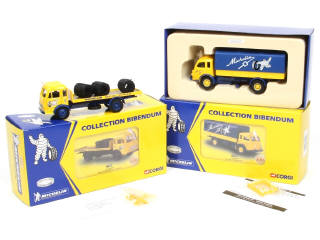 Lot 222 - CORGI TOYS (GB) (2)
