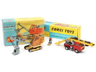 Lot 216 - CORGI TOYS (GB) (2)