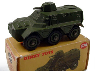 Lot 91 - DINKY TOYS GB (1)