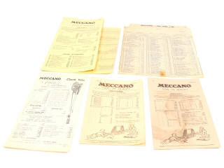 Lot 407 - DINKY TOYS (GB) (6)