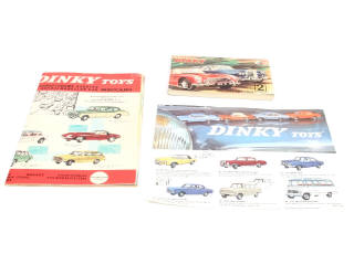 Lot 402 - DINKY TOYS (GB) (3)