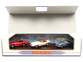 Lot 323 - DINKY MATCHBOX (1)