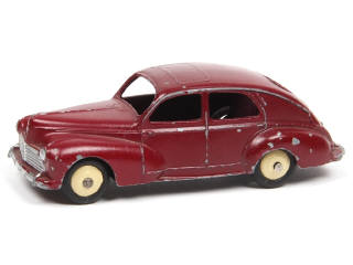 Lot 350 - DINKY TOYS (FRANCE) (1)