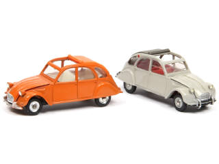 Lot 366 - DINKY TOYS (FRANCE) (2)