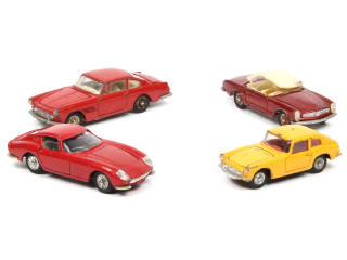 Lot 382 - DINKY TOYS (FRANCE) (4)