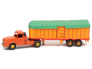 Lot 408 - DINKY TOYS (FRANCE) (1)