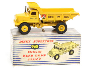 Lot 338 - DINKY TOYS (GB) (1)