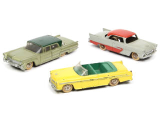 Lot 376 - DINKY TOYS (FRANCE) (3)