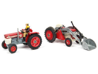 Lot 301 - CORGI TOYS (GB) (2)