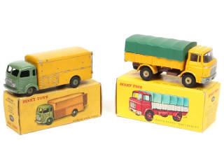 Lot 402 - DINKY TOYS (GB) (2)