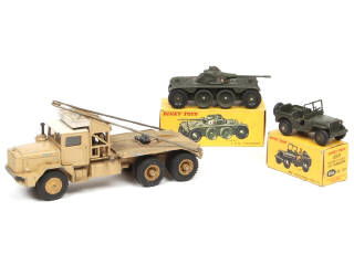Lot 419 - DINKY TOYS (FRANCE) (3)