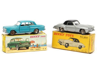 Lot 311 - DINKY TOYS (FRANCE) (2)