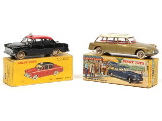 Lot 315 - DINKY TOYS (FRANCE) (2)