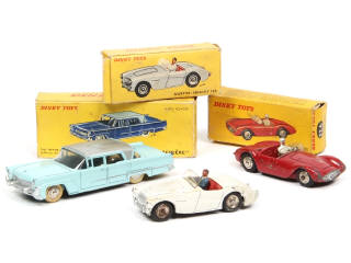 Lot 345 - DINKY TOYS (FRANCE) (3)