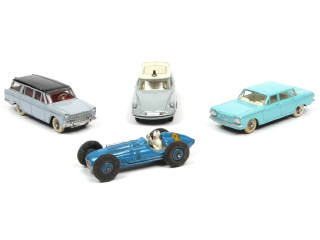 Lot 358 - DINKY TOYS (FRANCE) (4)