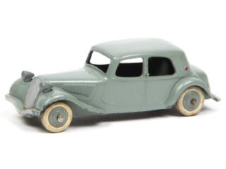 Lot 273 - DINKY TOYS (FRANCE) (1)
