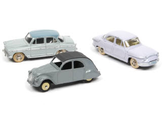 Lot 341 - DINKY TOYS (FRANCE) (3)