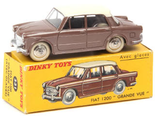 Lot 627 - DINKY TOYS (FRANCE) (1)