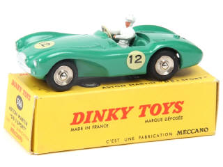 Lot 635 - DINKY TOYS (FRANCE) (1)