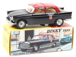 Lot 649 - DINKY TOYS (FRANCE) (1)
