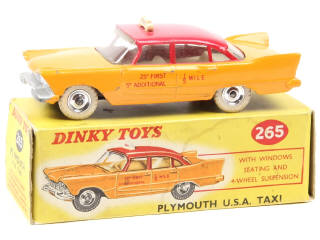 Lot 563 - DINKY TOYS (GB) (1)