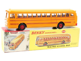 Lot 574 - DINKY TOYS (GB) (1)