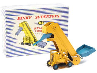 Lot 580 - DINKY TOYS (GB) (1)