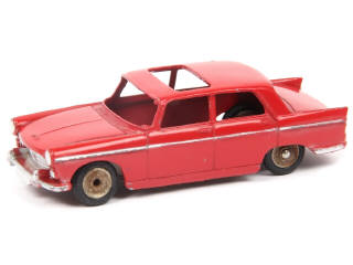 Lot 603 - DINKY TOYS (FRANCE) (1)