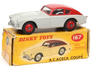 Lot 379 - DINKY TOYS (GB) (1)