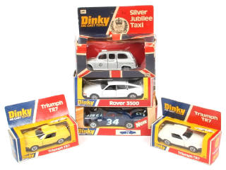 Lot 416 - DINKY TOYS (GB) (5)