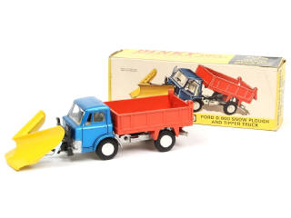 Lot 383 - DINKY TOYS (GB) (1)