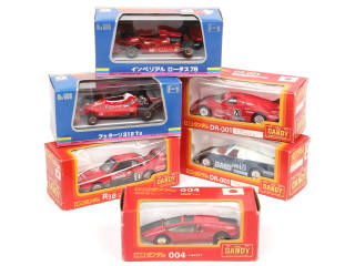 Lot 312 - DIVERS (JAPON) (6)