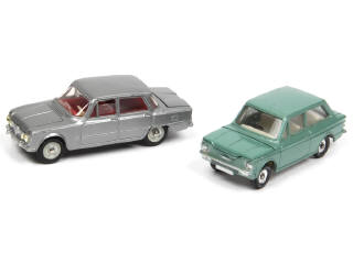 Lot 389 - DINKY TOYS (2)