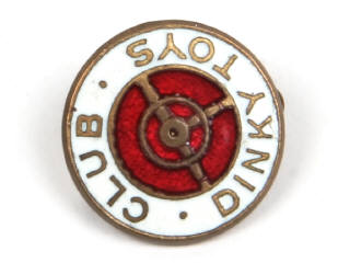 Lot 446 - DINKY TOYS (FRANCE) (1)