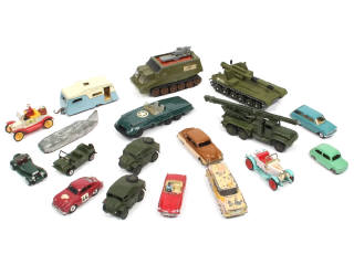 Lot 434 - DINKY TOYS (GB) (18)