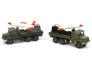 Lot 411 - DINKY TOYS (2)